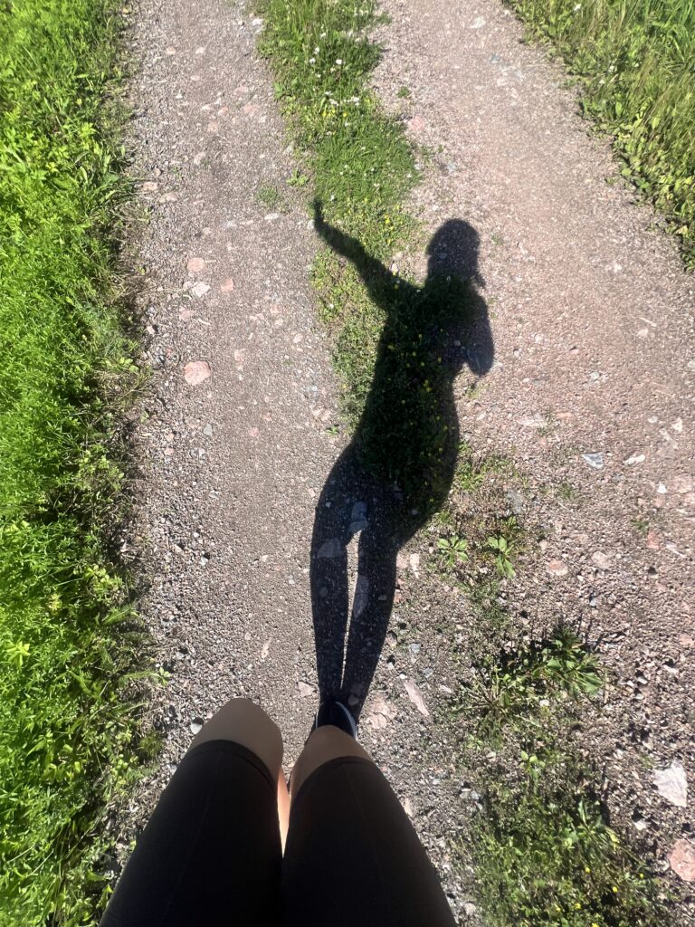 låt dig själv släppa taget och lev lite