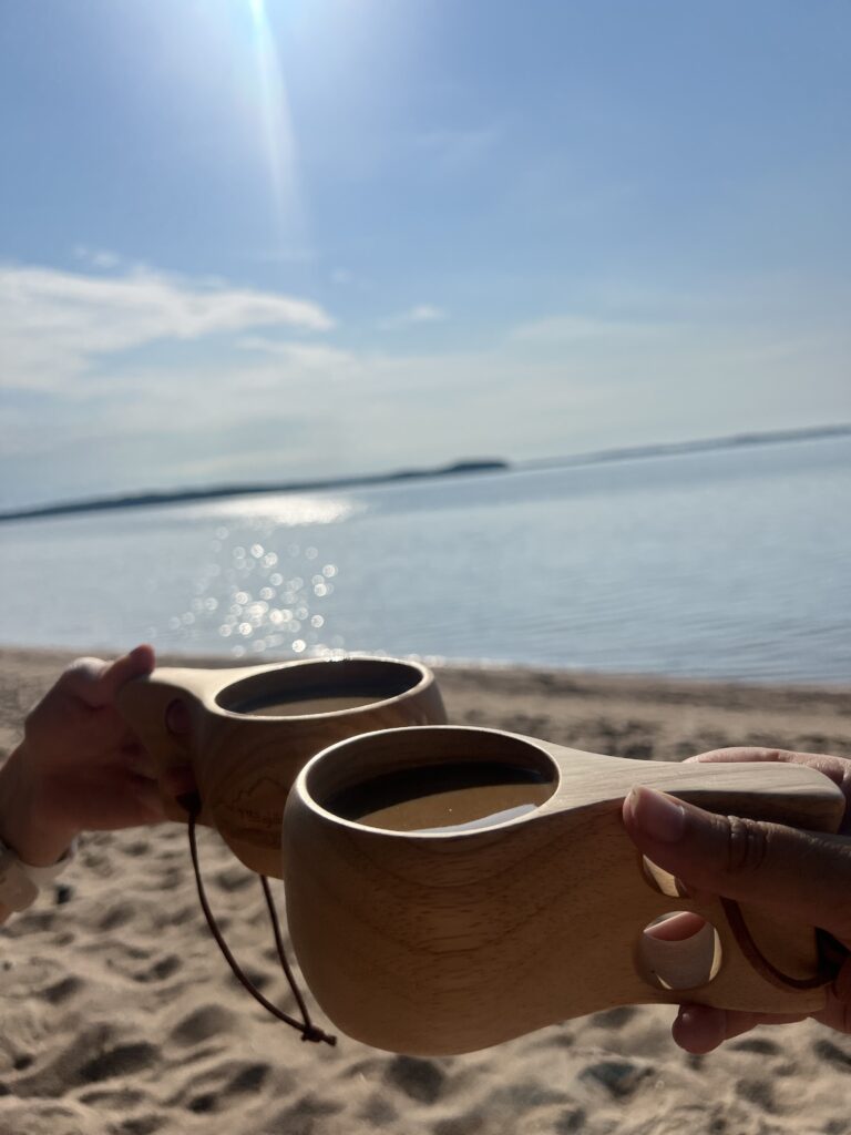  Finlandssvensk vardag och en kopp kaffe